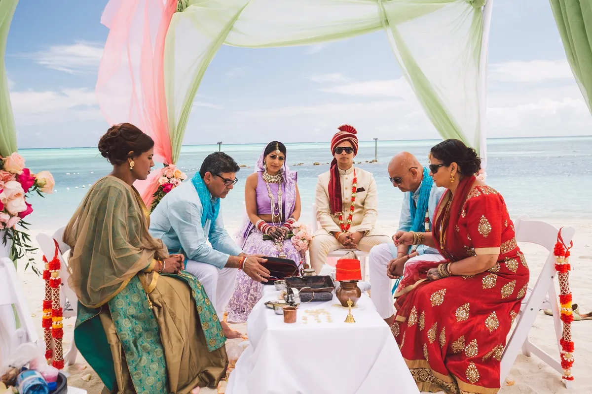 Plan Your Indian Bahamas Beach Wedding In Nassau