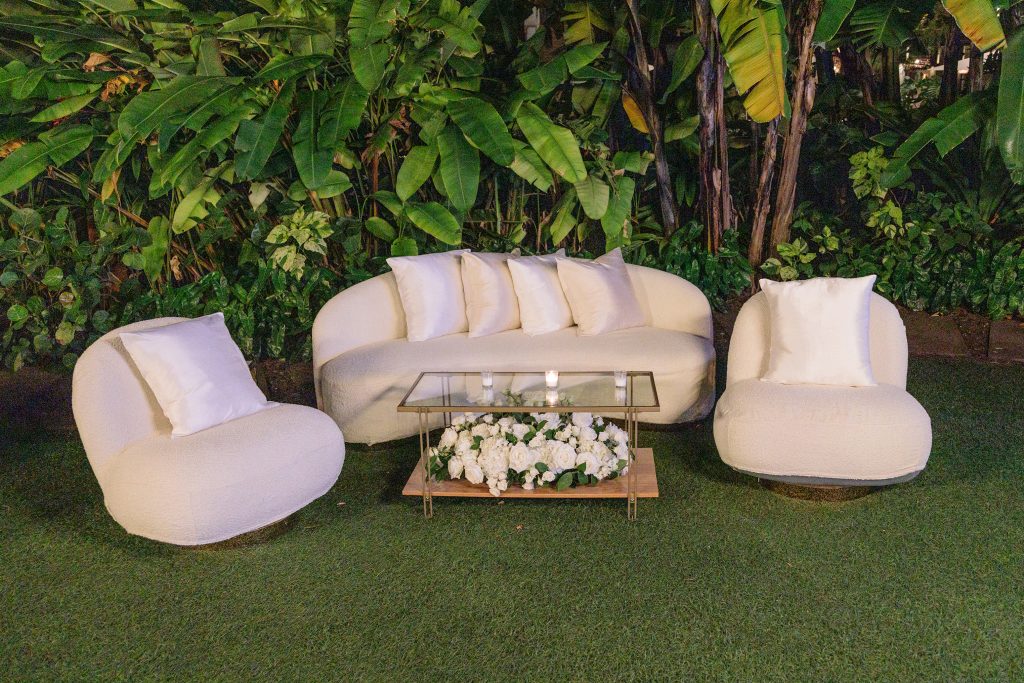 Romantic, Glamorous Garden Wedding in The Bahamas